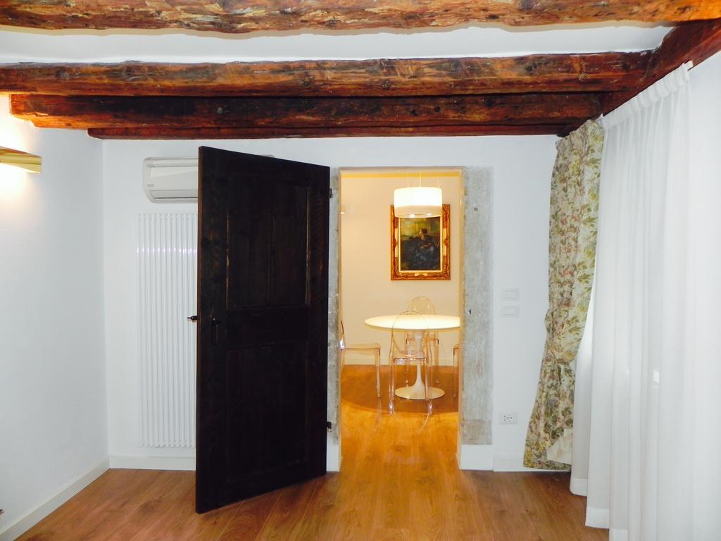 Apartament Apartments-rialto 1 - 2 - 3 *